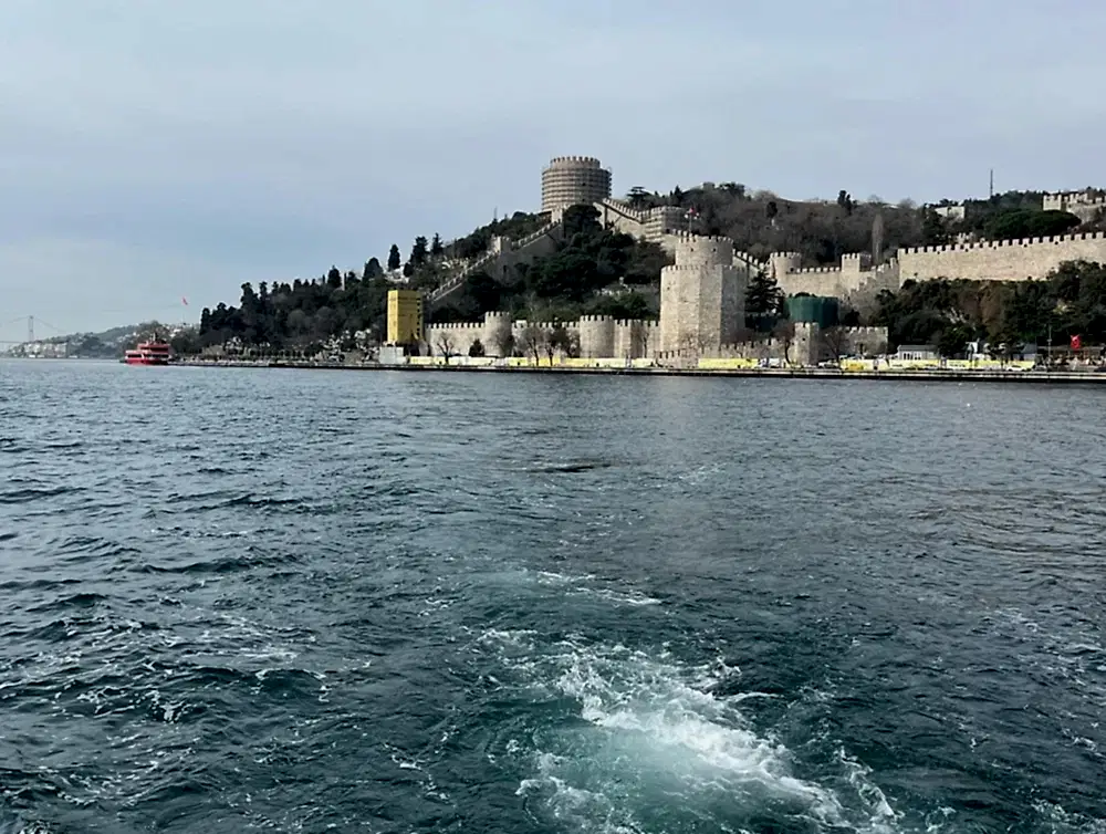 Hazar Denizi’nda Yüzme Turları ve En İyi Yüzme Alanları